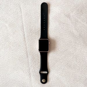 series 1 apple watch (rose gold, black band)